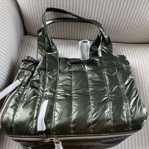 New Stella & Dot Olive Crush it Bucket Bag with strap included